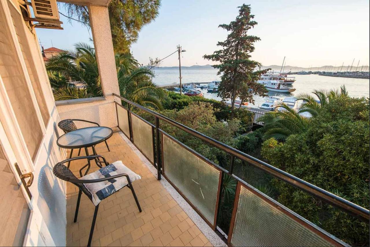 Amazing Seaview Apartment With A Balcony Near The Beach - Kneza Trpimira I Zadar Luaran gambar