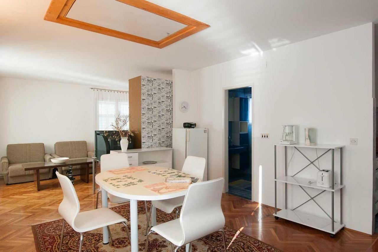Amazing Seaview Apartment With A Balcony Near The Beach - Kneza Trpimira I Zadar Luaran gambar