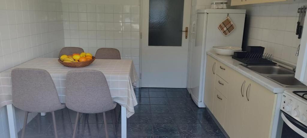 Amazing Seaview Apartment With A Balcony Near The Beach - Kneza Trpimira I Zadar Luaran gambar