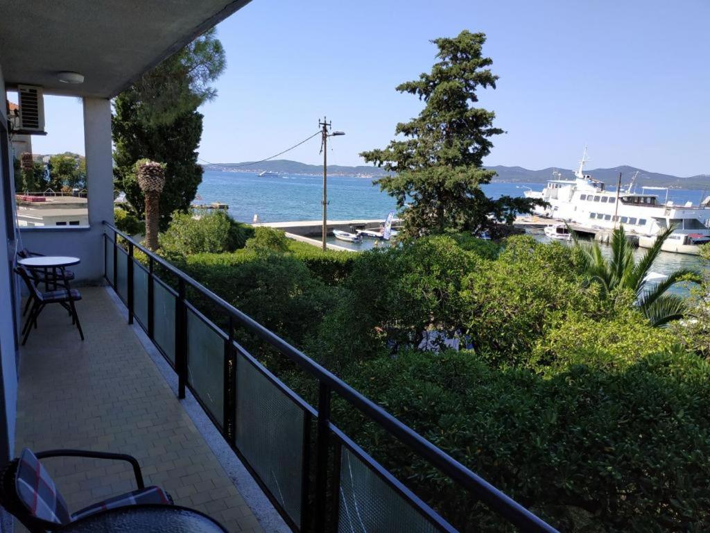 Amazing Seaview Apartment With A Balcony Near The Beach - Kneza Trpimira I Zadar Luaran gambar